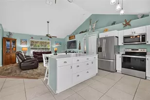 39627 Greenbrier St, Eustis, FL 32736 - Photo 11