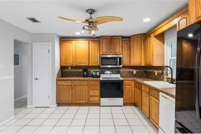 7402 W Knights Griffin Road, Plant City, FL 33565 - Photo 11