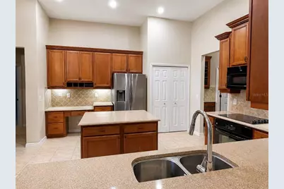 105 E Blue Water Edge Drive, Eustis, FL 32736 - Photo 7