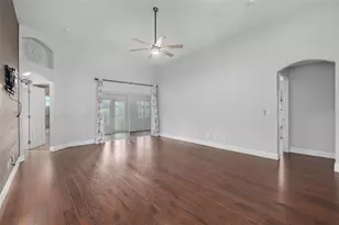 3821 Avon Ct, Clermont, FL 34711 - Photo 15