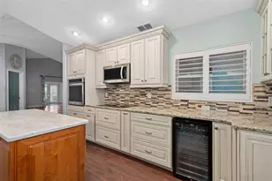 3821 Avon Ct, Clermont, FL 34711 - Photo 7