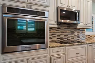 3821 Avon Ct, Clermont, FL 34711 - Photo 9