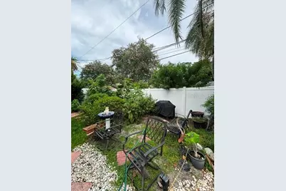 9039 Briarwood Drive, Seminole, FL 33772 - Photo 19