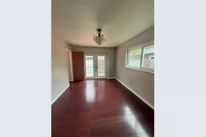 9039 Briarwood Drive, Seminole, FL 33772 - Photo 9