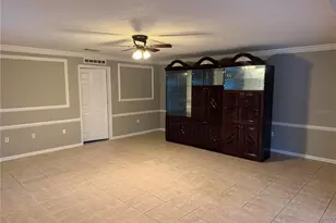 3440 Glossy Leaf Ln, Clermont, FL 34711 - Photo 3