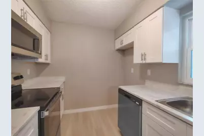 904 Hickory Avenue, Fruitland Park, FL 34731 - Photo 9