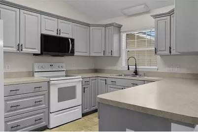 36127 Pine Tree Street, Fruitland Park, FL 34731 - Photo 15