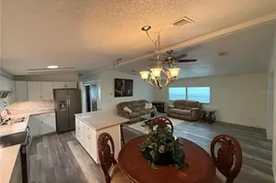 802 Oak Blvd, Wildwood, FL 34785 - Photo 5