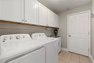 2120 Callaway Dr, The Villages, FL 32162 - Photo 39