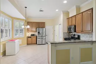 100 Flame Vine Way, Groveland, FL 34736 - Photo 9