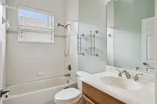 100 Flame Vine Way, Groveland, FL 34736 - Photo 15