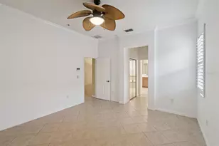100 Flame Vine Way, Groveland, FL 34736 - Photo 11