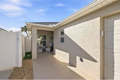 1186 Trappers Court, The Villages, FL 32163 - Photo 3