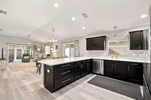 1186 Trappers Ct, The Villages, FL 32163 - Photo 7