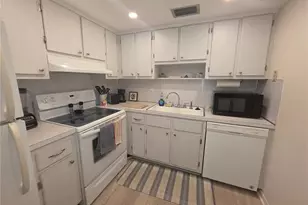 8454 111th St, Seminole, FL 33772 - Photo 5