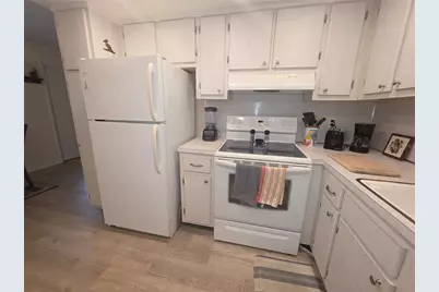 8454 111th Street #104, Seminole, FL 33772 - Photo 7