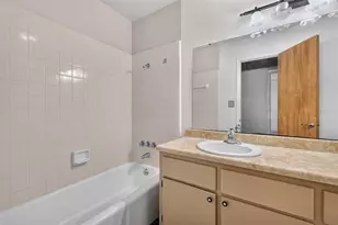 5 Hermosa Dr, Eustis, FL 32726 - Photo 23