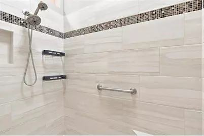 5835 Hensley Avenue, The Villages, FL 32163 - Photo 29