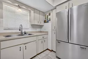 37320 Beach Dr, Umatilla, FL 32784 - Photo 11