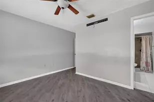 37320 Beach Dr, Umatilla, FL 32784 - Photo 17