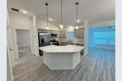528 Cherry Creek Way, The Villages, FL 34762 - Photo 3