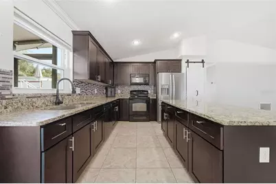 236 Country Lakes Circle, Groveland, FL 34736 - Photo 13