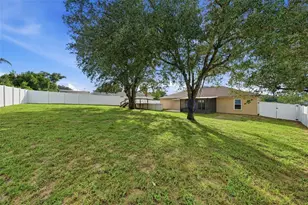 236 Country Lakes Cir, Groveland, FL 34736 - Photo 39
