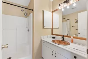 17292 SE 93rd Heyward Ave, The Villages, FL 32162 - Photo 17