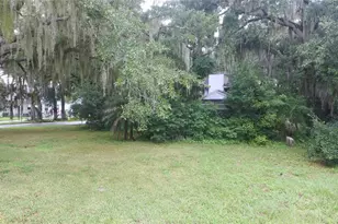 815 S 9th St, Leesburg, FL 34748 - Photo 7