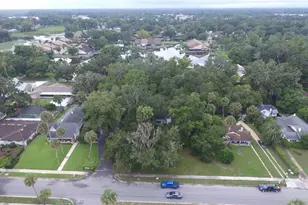 815 S 9th St, Leesburg, FL 34748 - Photo 11