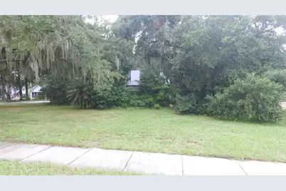 815 S 9th Street, Leesburg, FL 34748 - Photo 9