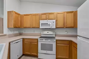 5123 Grove Mnr, Lady Lake, FL 32159 - Photo 15