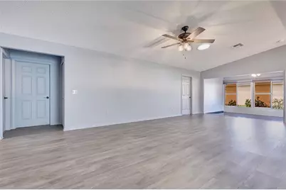 32901 Enchanted Oaks Lane, Leesburg, FL 34748 - Photo 11