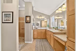 2425 Boiling Springs Ct, The Villages, FL 32162 - Photo 49