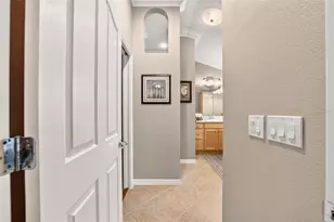 2425 Boiling Springs Ct, The Villages, FL 32162 - Photo 47