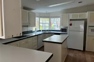 457 NW 5th Rd, Lake Panasoffkee, FL 33538 - Photo 11