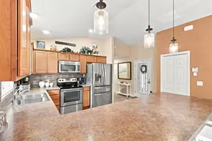 3459 Oldham Ln, The Villages, FL 32163 - Photo 11