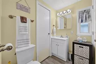 219 Paradise S, Leesburg, FL 34788 - Photo 27