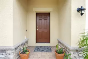 491 Kestrel Dr, Groveland, FL 34736 - Photo 5
