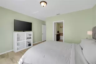 491 Kestrel Dr, Groveland, FL 34736 - Photo 17