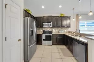491 Kestrel Dr, Groveland, FL 34736 - Photo 13