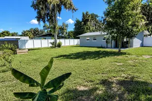 1924 Cr 439C, Lake Panasoffkee, FL 33538 - Photo 27