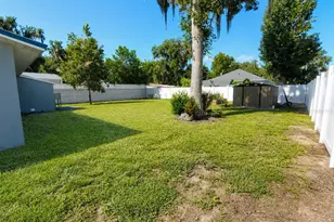 1924 Cr 439C, Lake Panasoffkee, FL 33538 - Photo 25