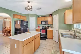 216 Tres Reyes Ln, Groveland, FL 34736 - Photo 17