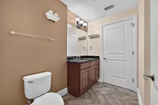 101 S Eola Dr, Orlando, FL 32801 - Photo 19