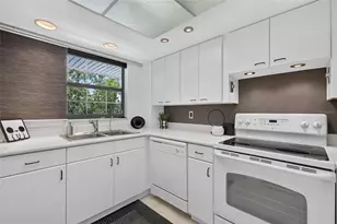 101 N Grandview St, Mount Dora, FL 32757 - Photo 9
