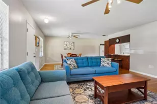 36146 Hickory St, Fruitland Park, FL 34731 - Photo 7