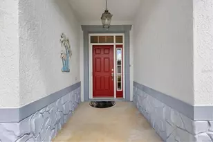 1025 Winnsboro Dr, The Villages, FL 32162 - Photo 3