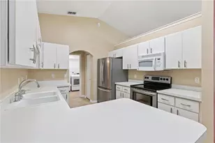 2607 SE 156th Place Rd, Summerfield, FL 34491 - Photo 7