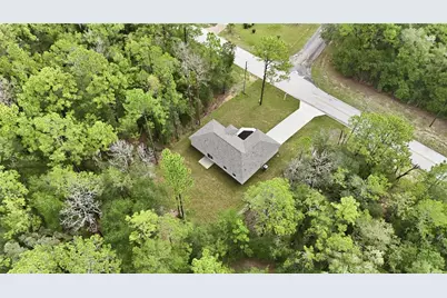 9636 N Country Club Way, Citrus Springs, FL 34434 - Photo 47